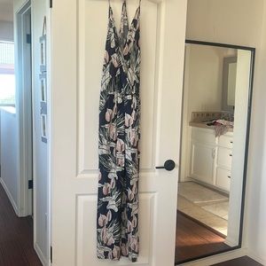 ON THE ROAD One piece jumpsuit with cool pattern - really flattering and comfy